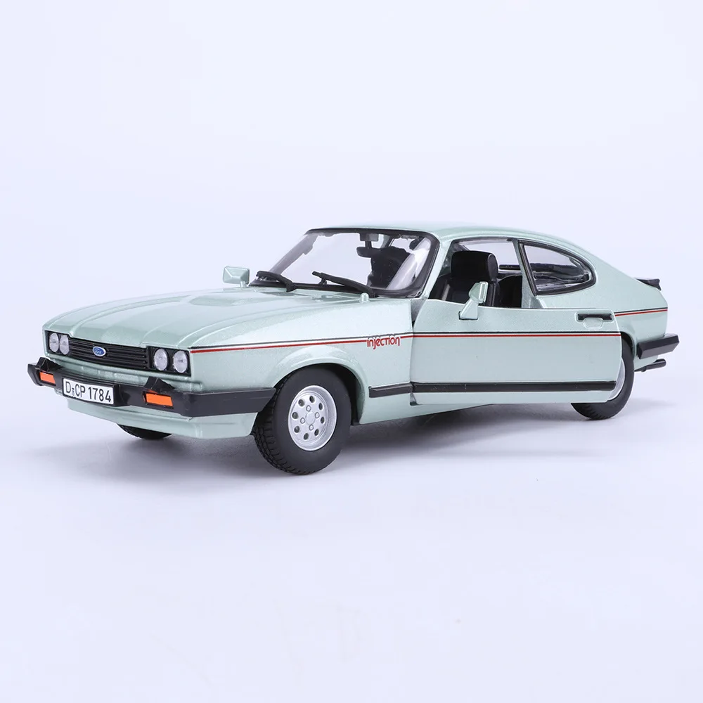 Hot-selling quality 1:24 alloy Capri 1982 retro classic car model,high-simulation car decoration,2 doors,wholesale and retail images - 6