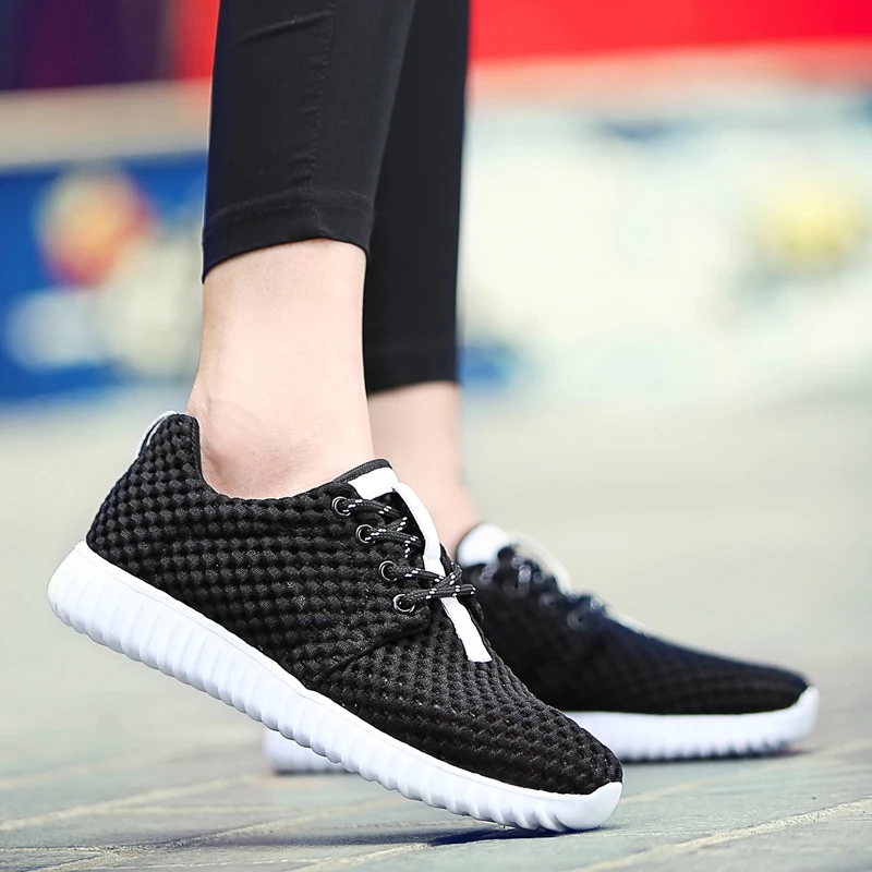 Мужские кроссовки летняя обувь для тренировок ультратонкая унисекс дышащая