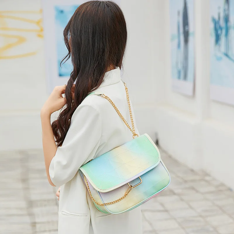 

Rock Soft One Shoulder Messenger Bag Rhombic Chain Ladies Hand Bags Designer Luxury Trendy Color Changing Shoulder Handbag