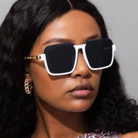 new fashion oversize white sunglasses women vintage alloy chain frame brand square sun glasses female elegant shades uv400