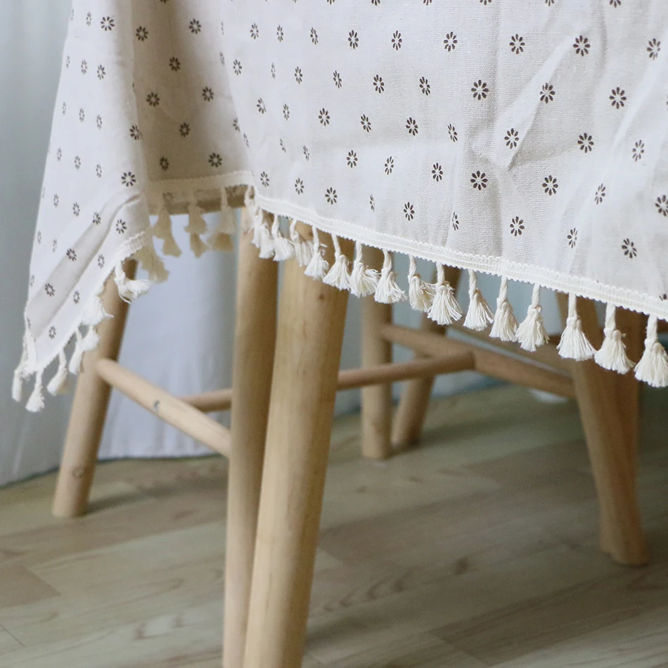 Скатерть из плотного полиэстера с маленьким цветочным узором льняная скатерть