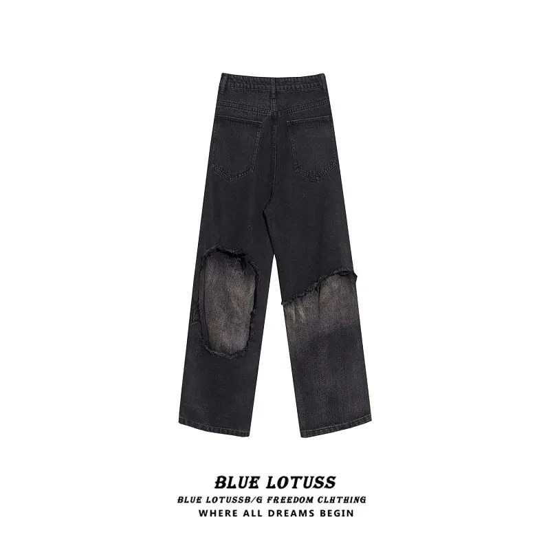 

2020 early autumn new temperament tide men and women the same old style washed water washed hole stitching and more wear jeans