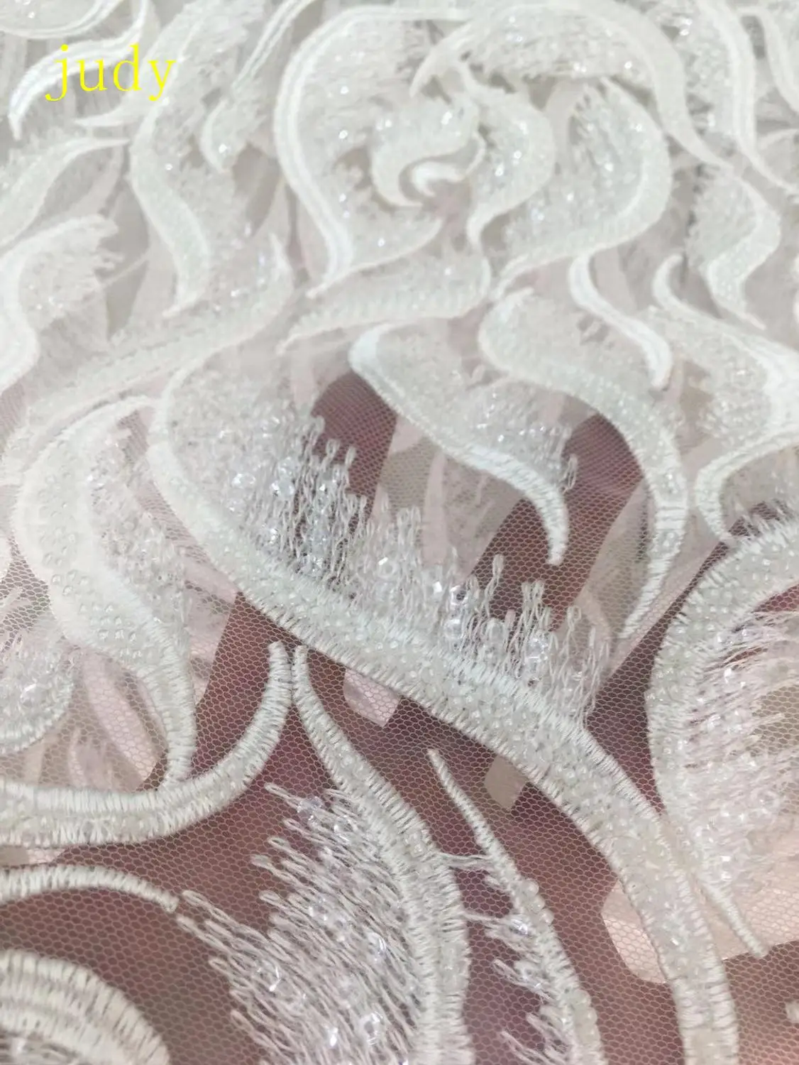 

5 ярдов белая вышивка кружева расшитые бисером модный Европейский и американский стиль ткань используется для свадебного платья дизайн