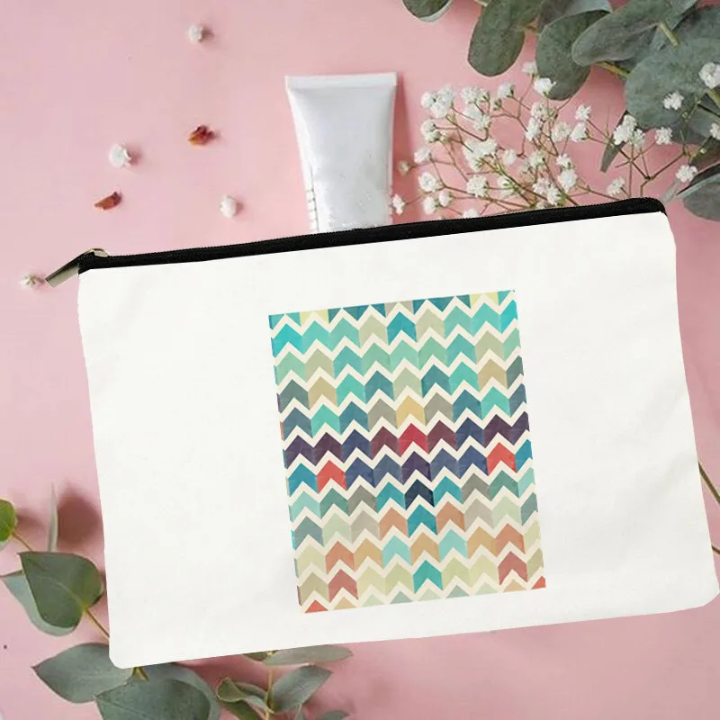 

Women Watercolor Chevron Printed Make up bag Fashion Women Cosmetics Organizer Bag for Travel Colorful Storage Bag for Lady Bag