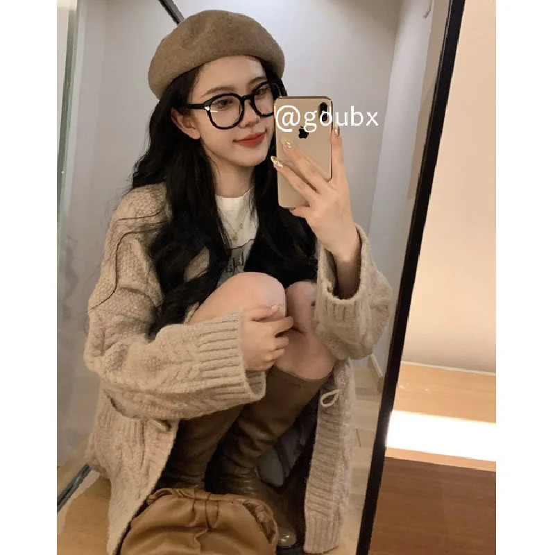 

Осень 2021 Новинка, американский ретро-антивозрастной Повседневный Модный комплект, Женская свободная плиссированная юбка, свитер из двух пр...