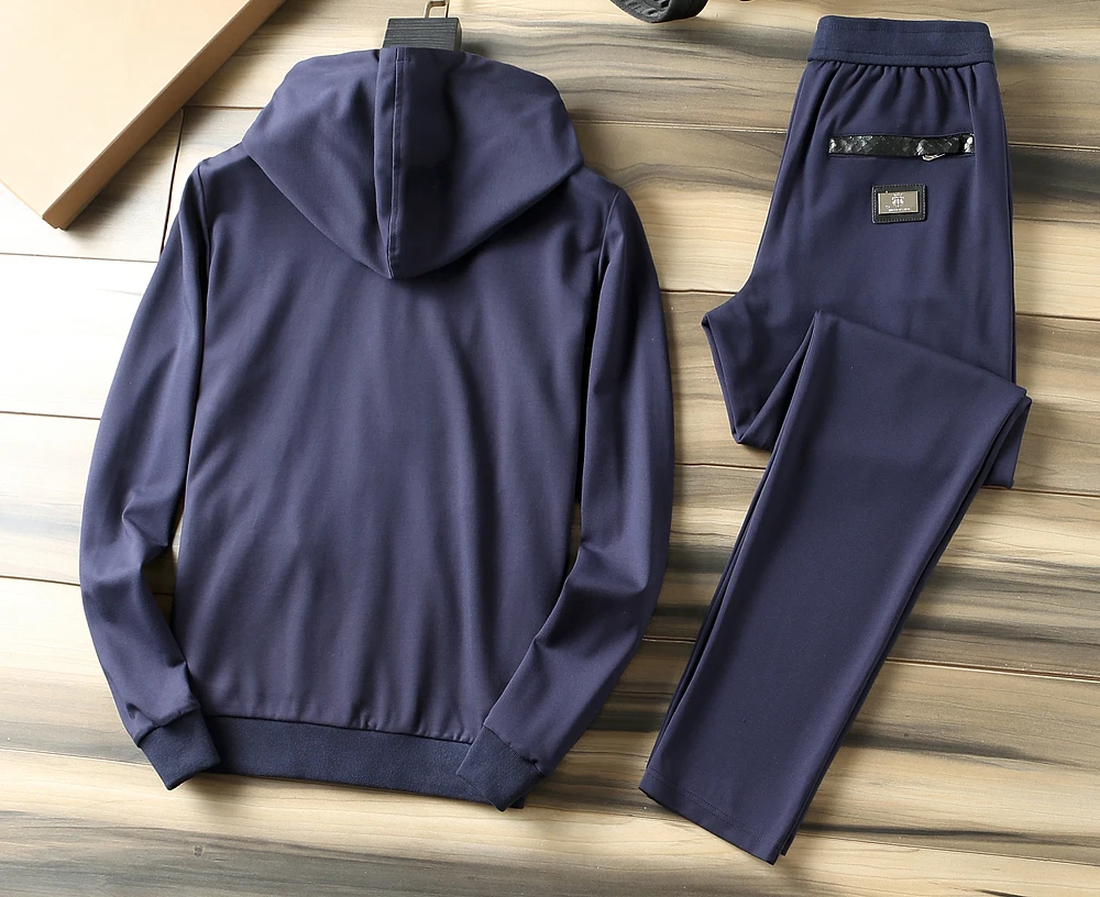 Рисунок 2 - Мужской спортивный кардиган на молнии