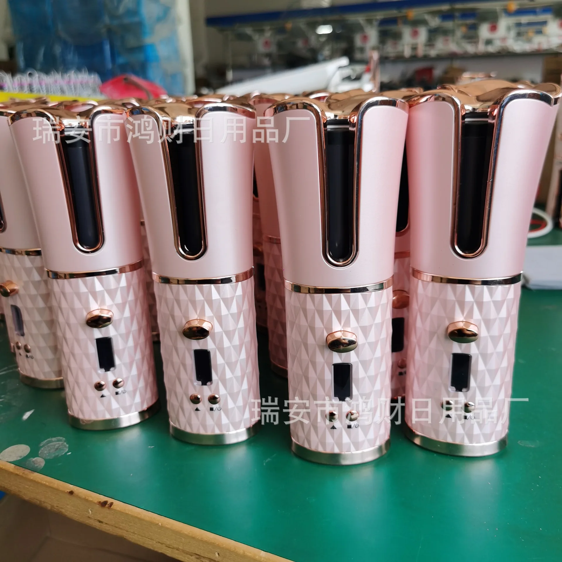 

USB Rechargeable Cordless Automatic Rotating Hair Curler Curling Iron LED Display Temperature Adjustable styling tool Wave Styer