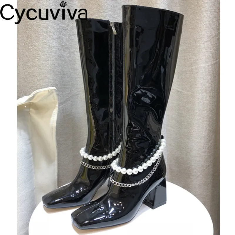 Женские высокие сапоги до колена черные из лакированной кожи на квадратном