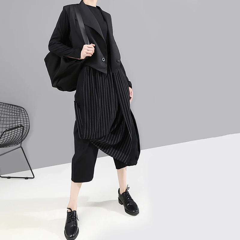 [EAM] High Elastic Waist Striped Black Asymmetric Trousers New Loose Fit Pants Women Fashion Tide Spring Autumn 1A933