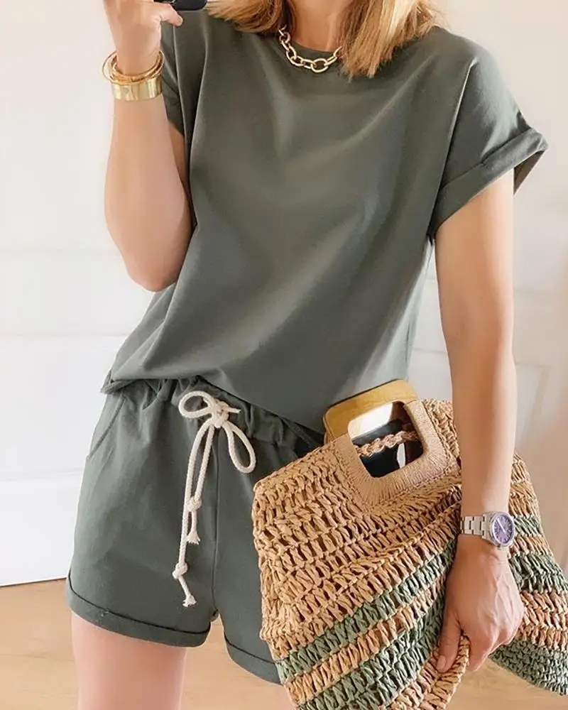 

2 Pcs Women Solid Color Outfits, Rolled Hem Short Sleeve T-shirt and Drawstring Shorts Set Summer Casual Style Clothes