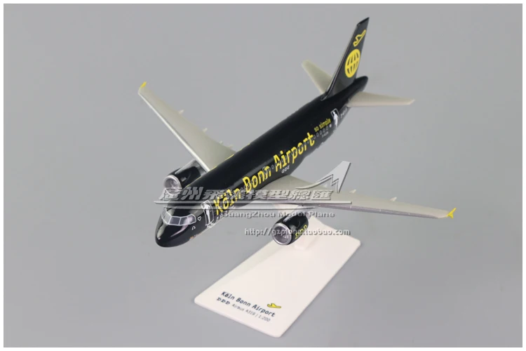 Модель самолета в сборе пластиковая 17 см для сборки моделей самолетов аэропорт