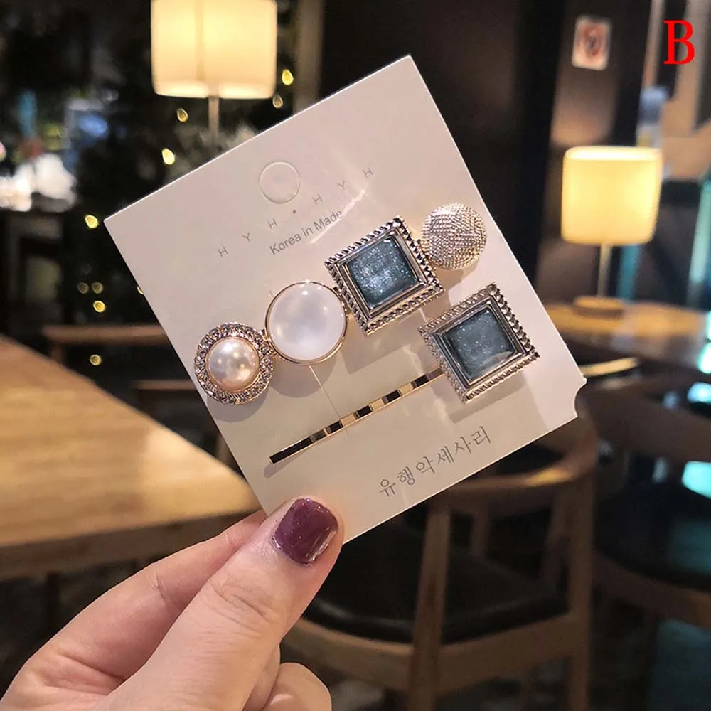 

2 Pcs Fashion Rhinestone Alloy Hair Clips Girls Pearls Hairpins For Women Elegant Princess Hair Styling Accessories Set
