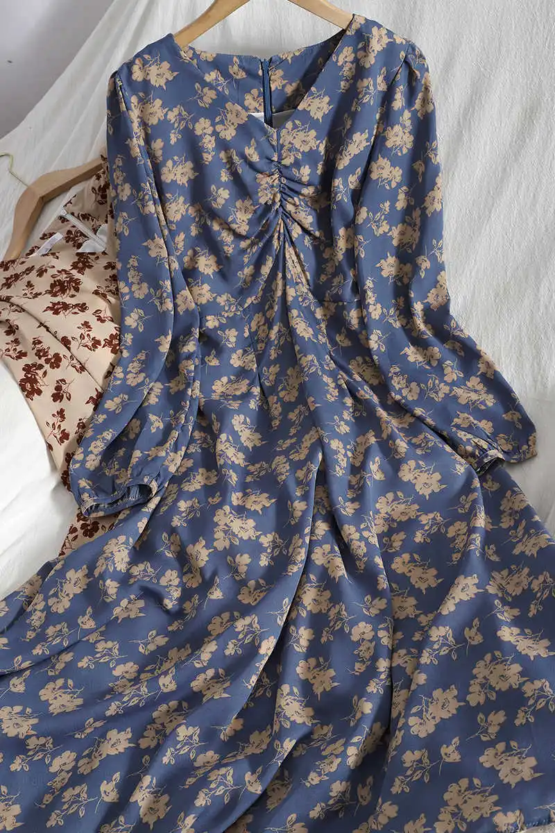 

Age reducing soft chiffon skirt spring and summer new wrinkle V-neck swing dress Korean versatile print dress for women