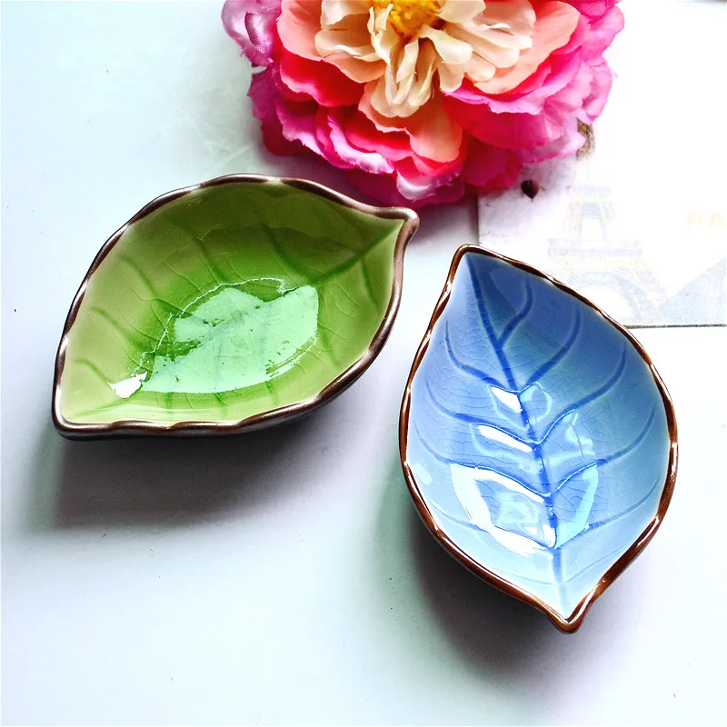 Кухонная посуда в форме листа маленькая керамическая тарелка для приправ блюдца
