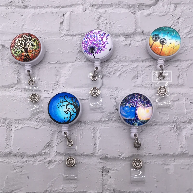 

10Pcs/Lot New Arrival Retractable Art Plant Oil Painting Badge Reel Clip Student Doctors Name Tag Holder ID Card Badge Holder
