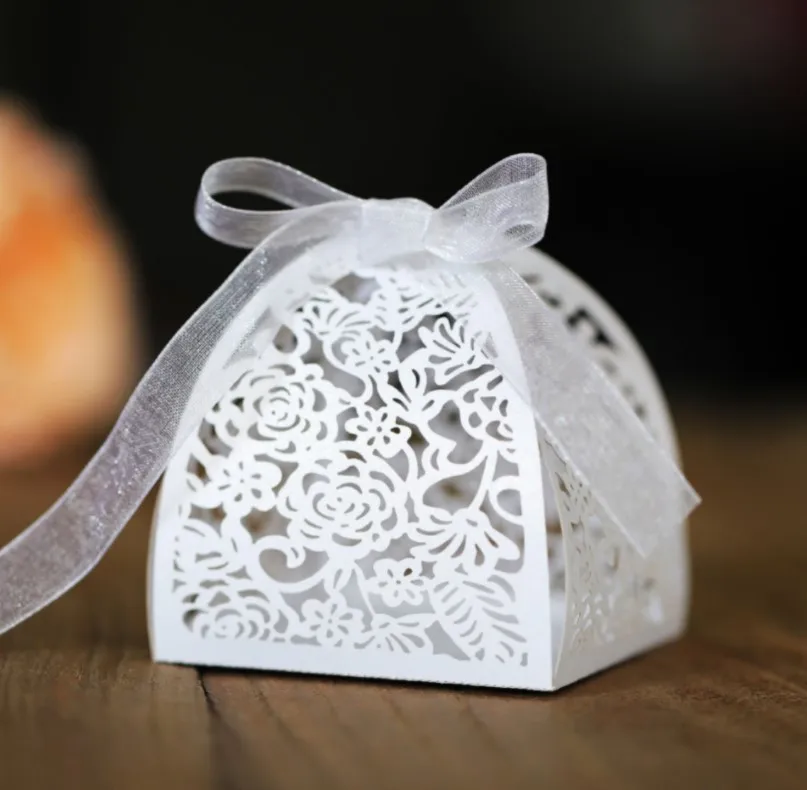 

50/100pcs Laser Cut Roses Wedding Favour Birthday Party Gift Boxes Paper Packaging Baby Shower DIY Hollow Candy Boxes + Ribbons