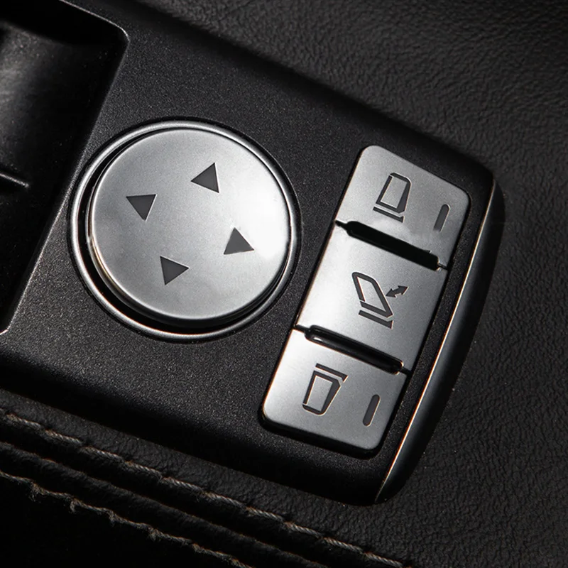 Комплект защитной обшивки оконной панели автомобиля серебристого цвета для