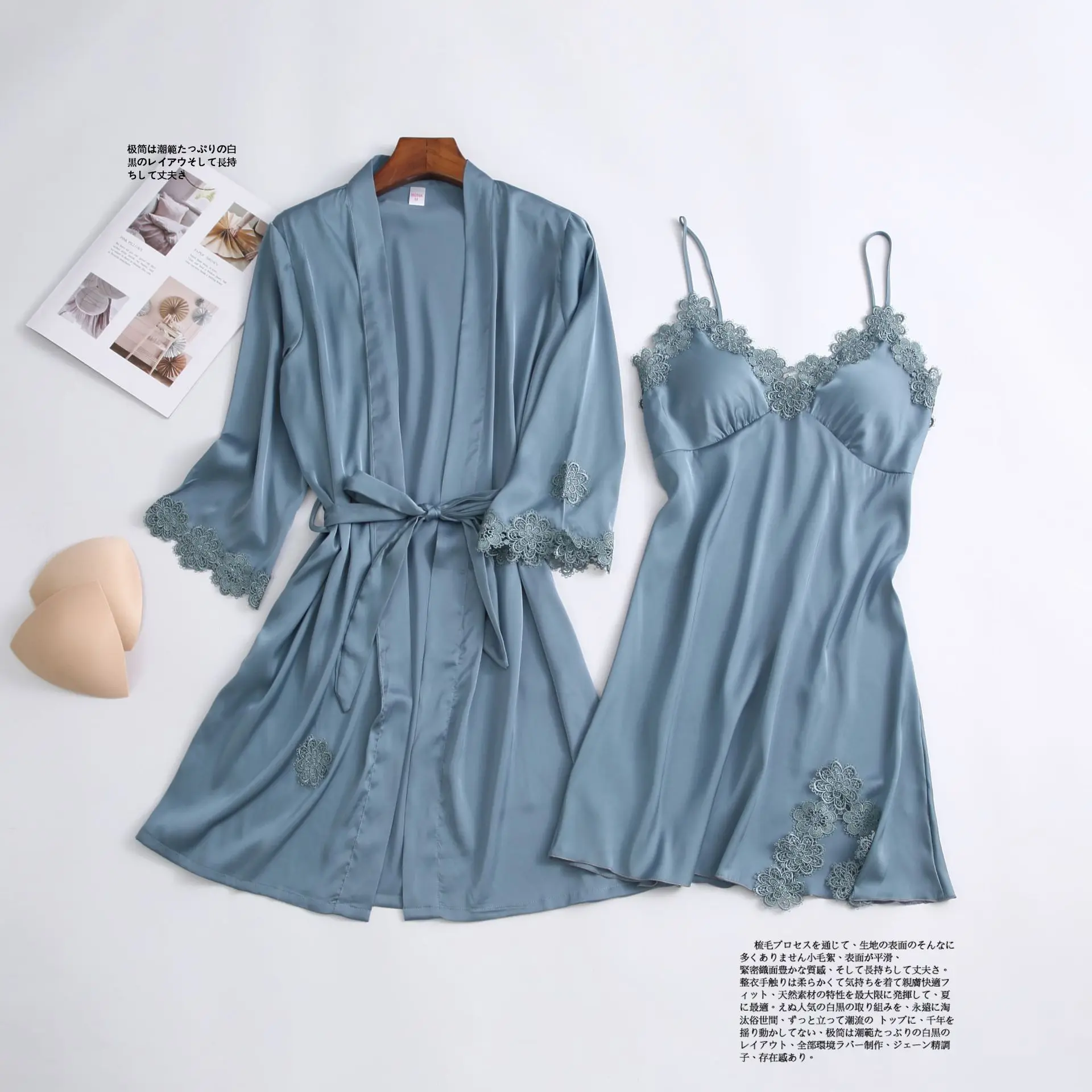 

Сексуальная шелковая атласная кружевная женская ночная рубашка, комплект с нагрудными подушечками, Новинка лета, Женский комплект рубашки ...