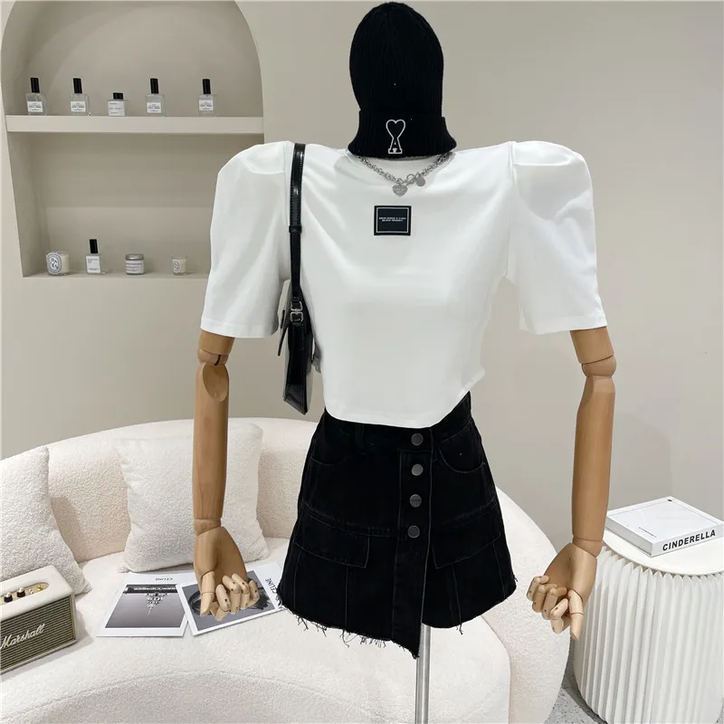 

Women's Spring Summer 2021 Fashion High waisted single breasted jeans with burr Versatile blue shorts skirts