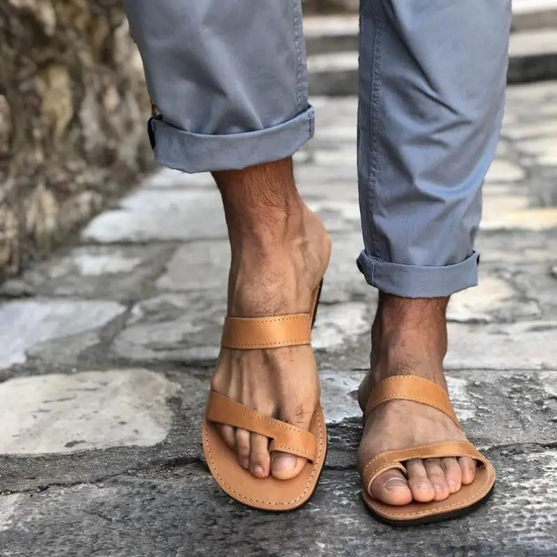 

New Sandals Mens Shoes 2021 Summer Roma Women Casual Retro Sandals Outdoor Flat Slides Clip Toe Retro Slip-On Men Flat Slippers