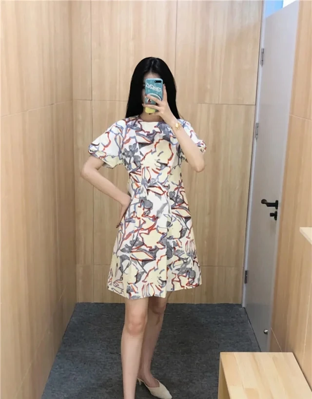 

Graffiti Abstract Women Knee-length Dress 2020 New Puff Sleeve Slim Waist A-line Female Short Dresses Clothes