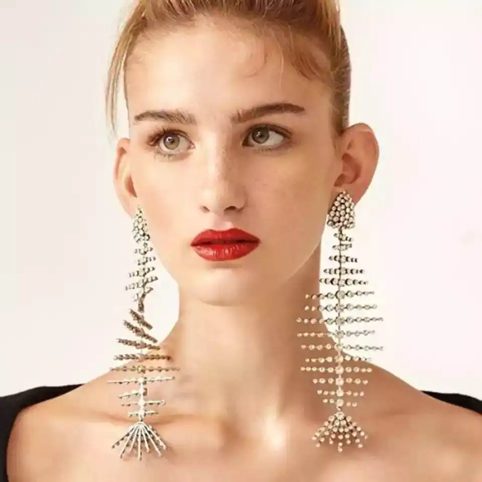 

Fashion and glittering crystal fishbone shape women's Earrings personality exaggeration Earrings exquisite banquet accessories