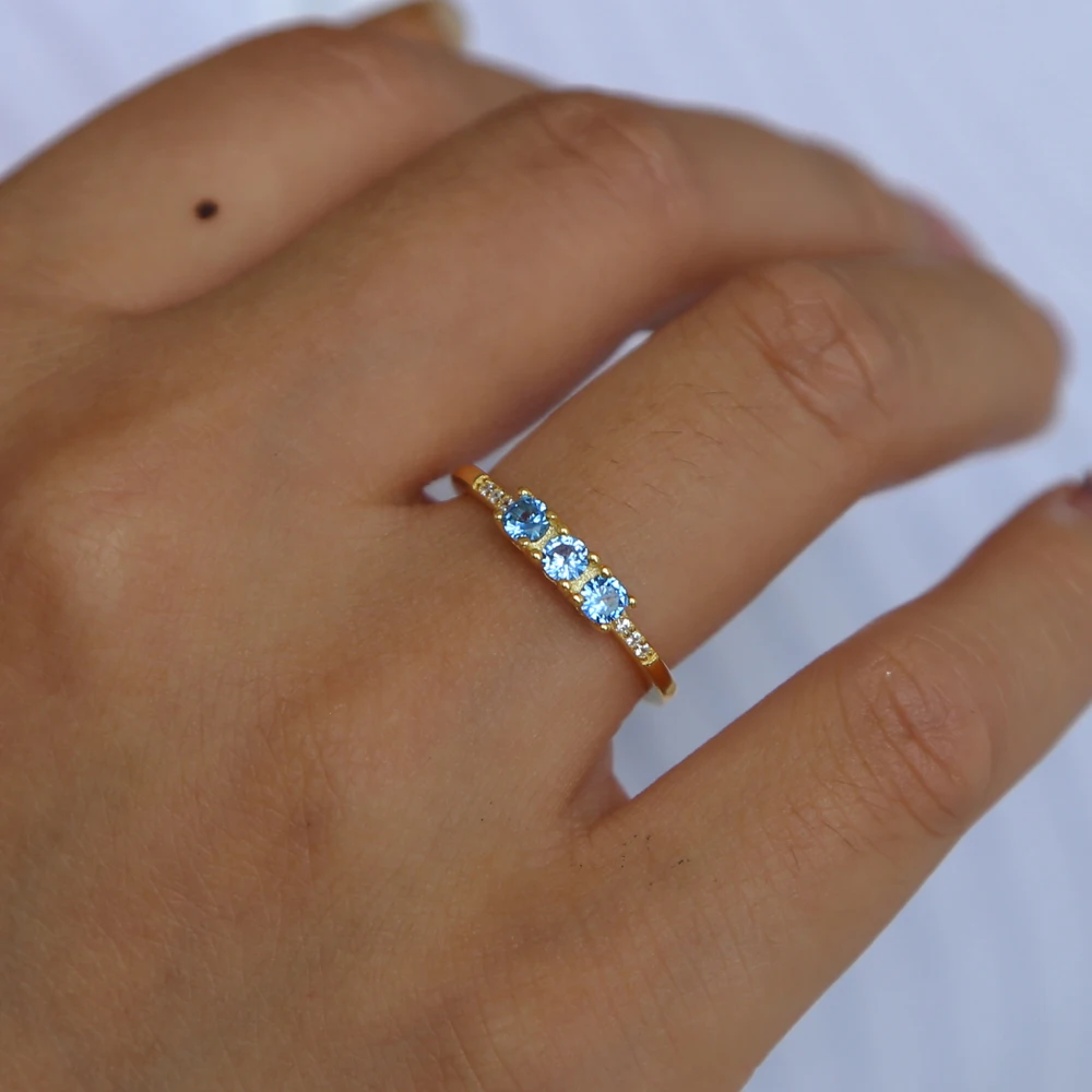 Светильник ское кольцо из серебра 925 пробы с тремя камнями | Украшения и