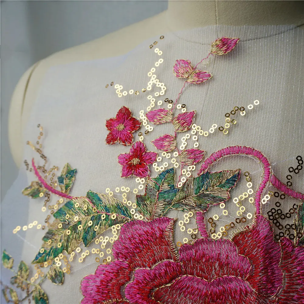 Розовый пион цветок золотые блестки кружевной ткани вышитое свадебное платье