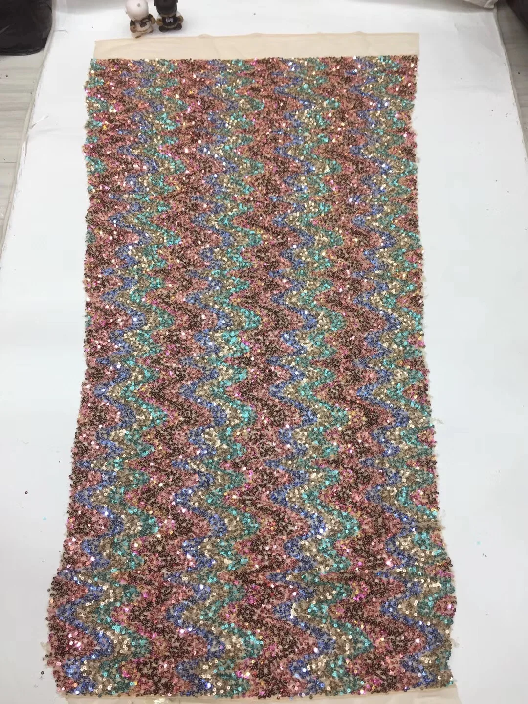 

Latest French Lace Fabric 2020 High Quality Wedding African Lace Fabric With Sequins For Nigerian Lace XX3312