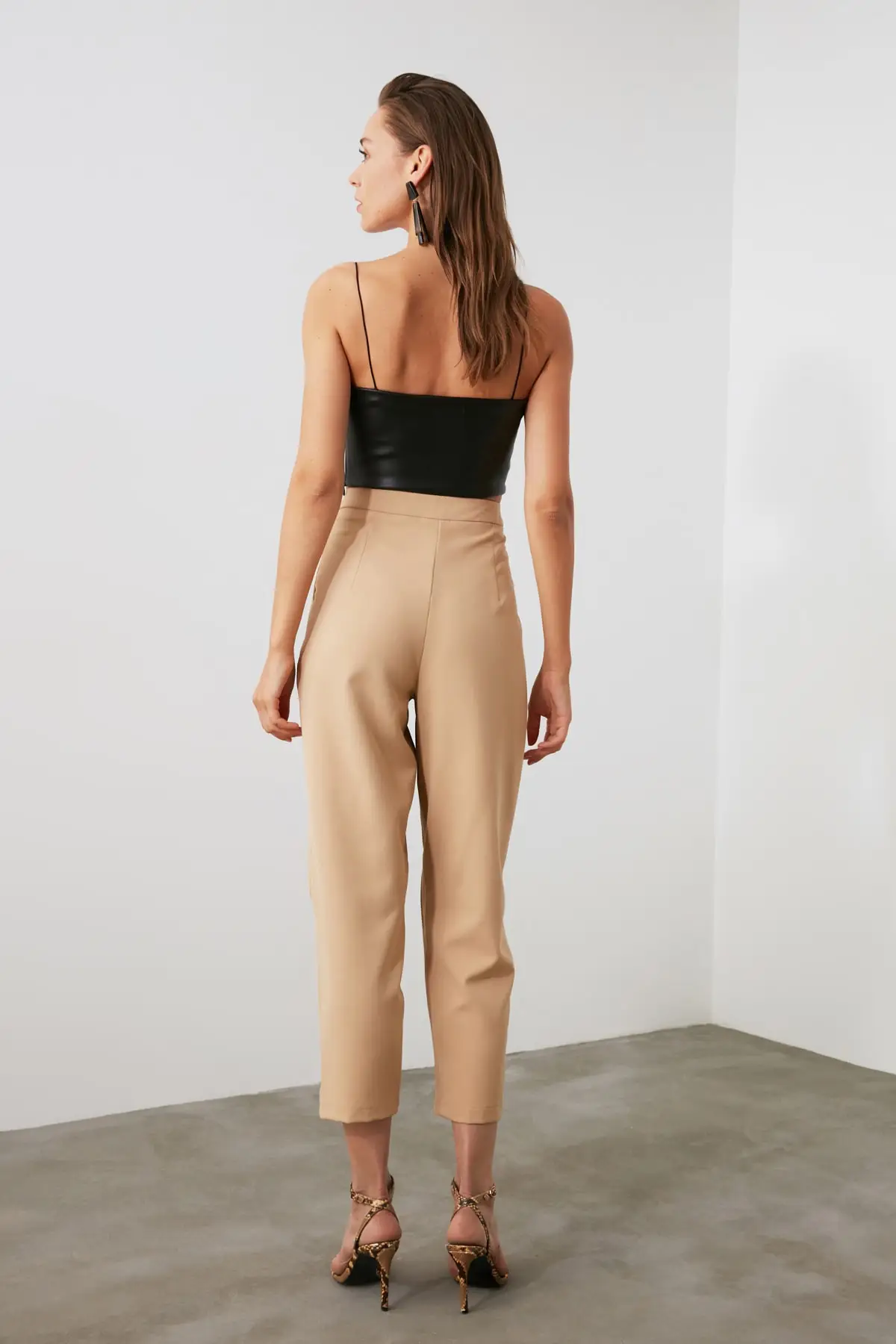 

Trendyol Piliseli Pants TWOAW21PL0150