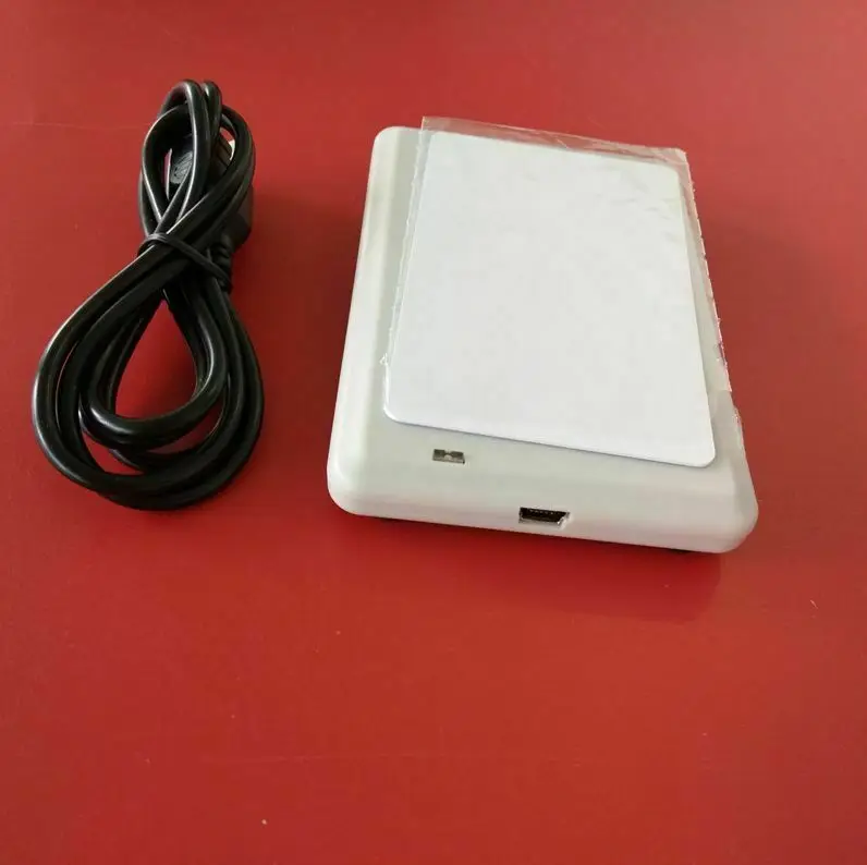 

Новый 860-960 МГц UHF RFID считыватель писатель Бесплатный SDK + метка Диапазона UHF RFID карты USB RFID считыватель штрих-кода с 10 UHF метки