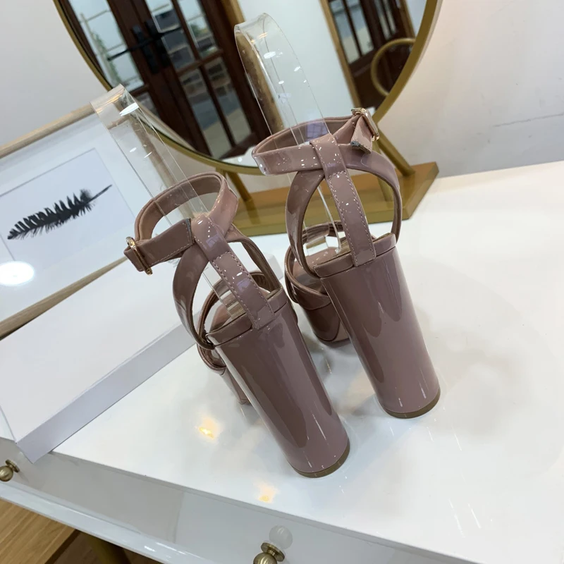 

Sexy Ultra Suqare Toe High Heel Stiletto Waterproof Platform Sandals Female Fashion High Heels Woman Shoes 2021 Summer New