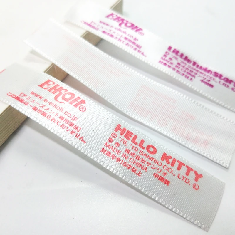 Ширина 1 5 см оптовая продажа ярлыки с логотипом одежды ярлык цветным атласная