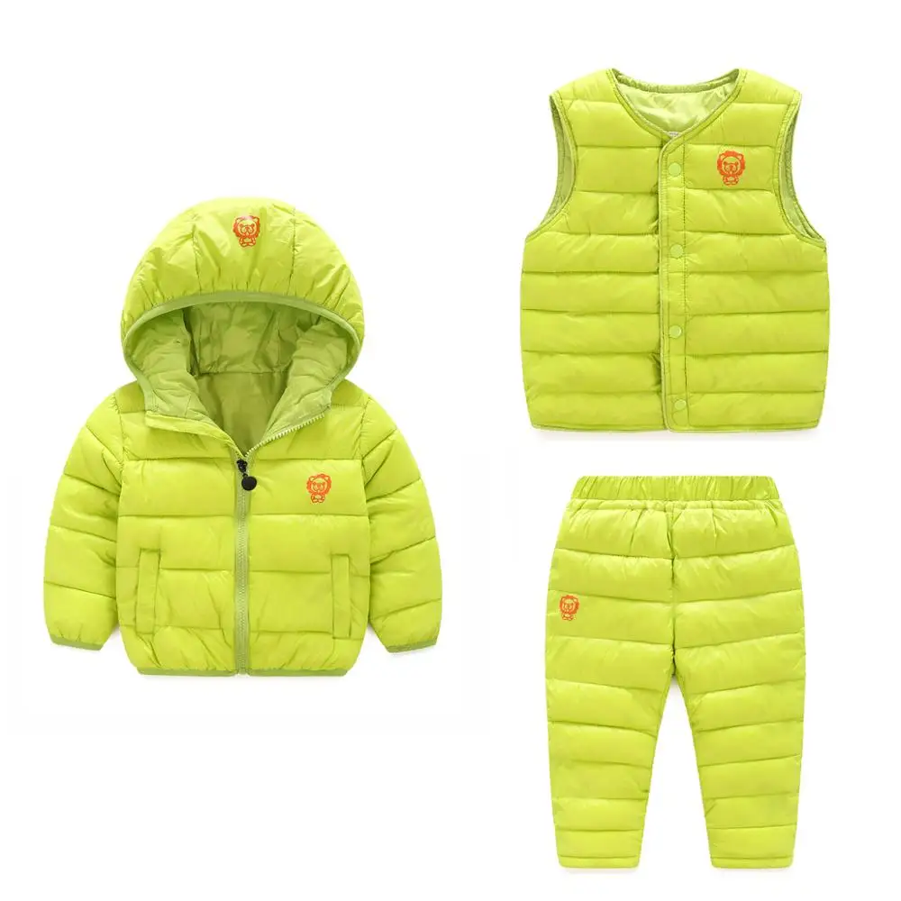 new boys and girls in the children thickening down jacket cotton jacket trousers vest three sets of vest