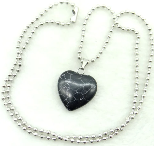 Натуральный камень бирюзовые подвески в форме Сердечко с кварцевым кристаллом