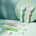 Детская Силиконовая зубная щетка на присоске, мягкая U-образная зубная щетка для младенцев с ручкой, зубная щетка для ухода за полостью рта для малышей от 2 до 12 лет