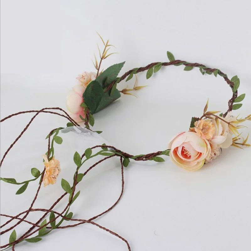 Короткая фата для невесты белый венок из искусственных цветов свадебная