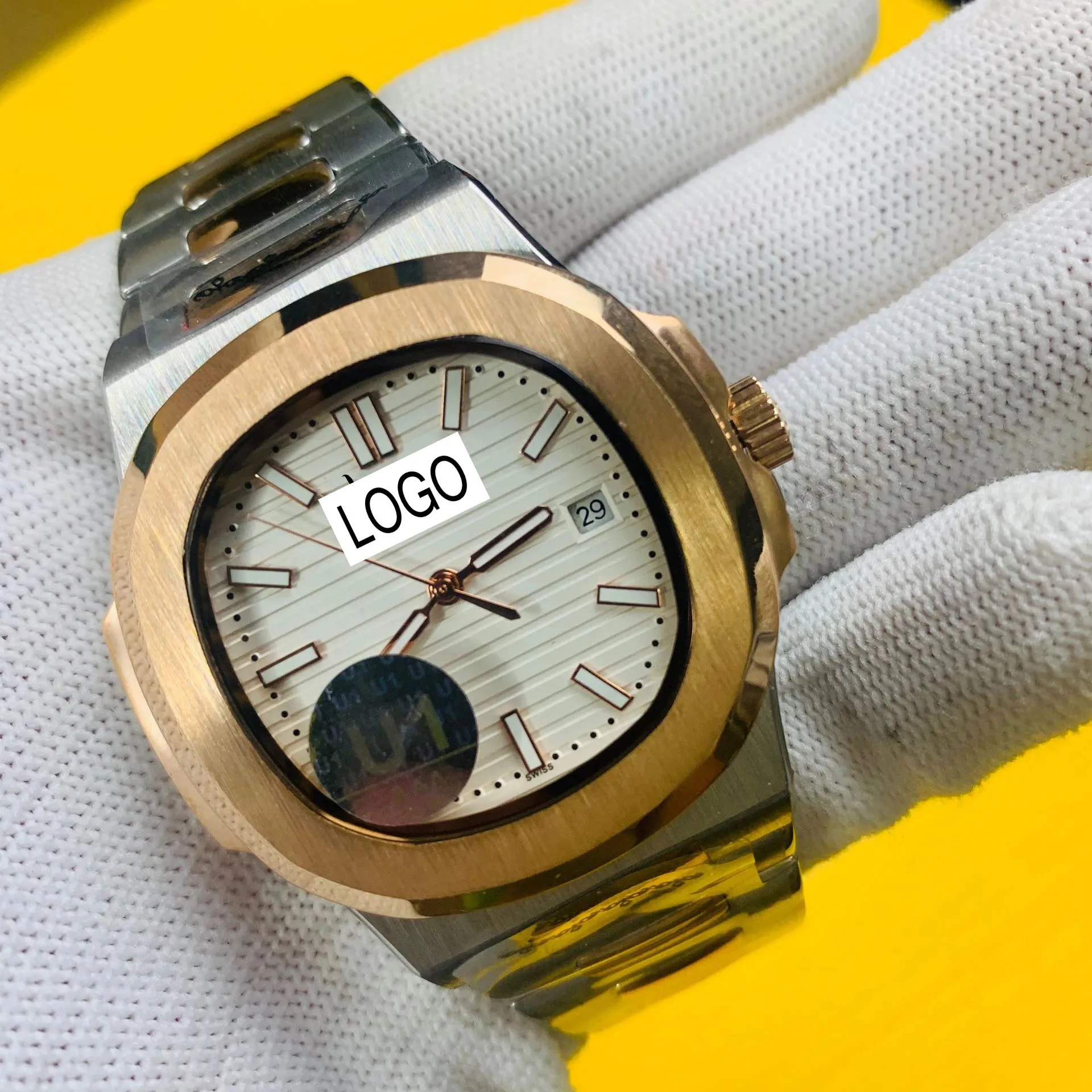 

Limited Sale Men's Mechanical Watch Sapphire Glass Stainless Steel Bracelet Sports Watch Glide Comfort Pre-owned Watch