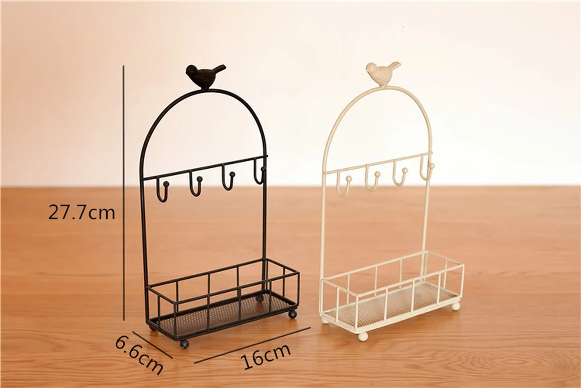 

High quality Iron Storage Rack Keys Shelf Storage Basket Metal Key Hook Desktop Organizer Cosmetics Storage Rack home Decor Rack
