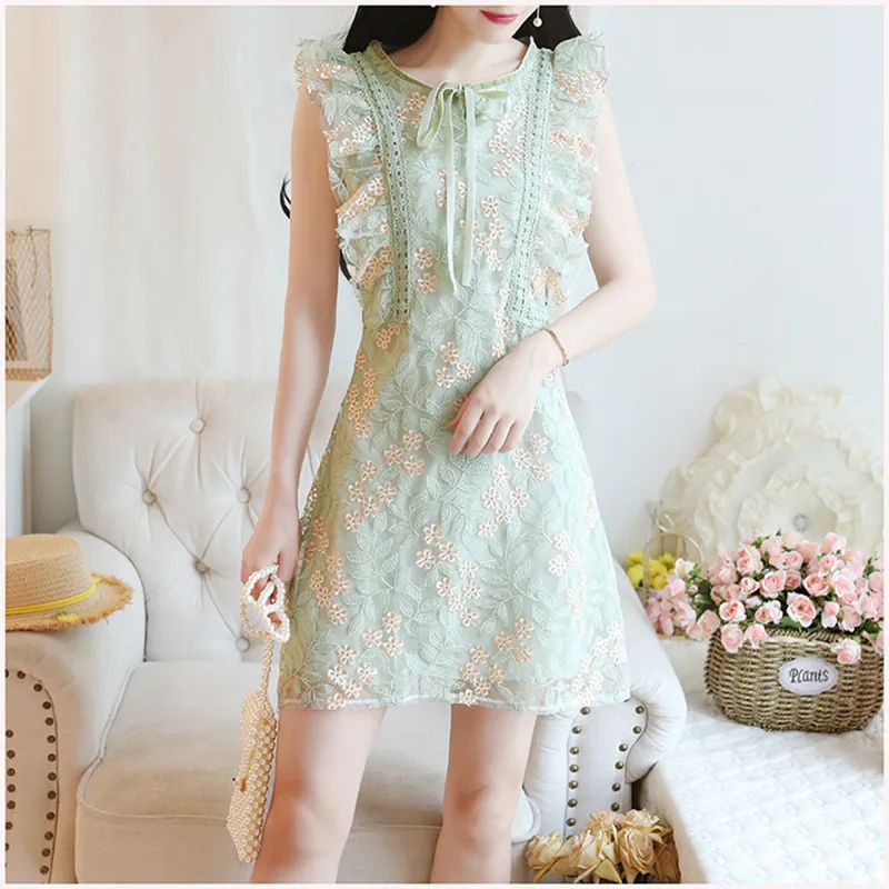 Женское Сетчатое платье без рукавов модельное мятно-зеленого цвета с цветочной