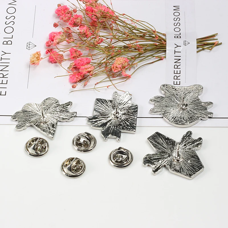 Эмалированные булавки для лацканов в виде чёрной гробы | Украшения и аксессуары