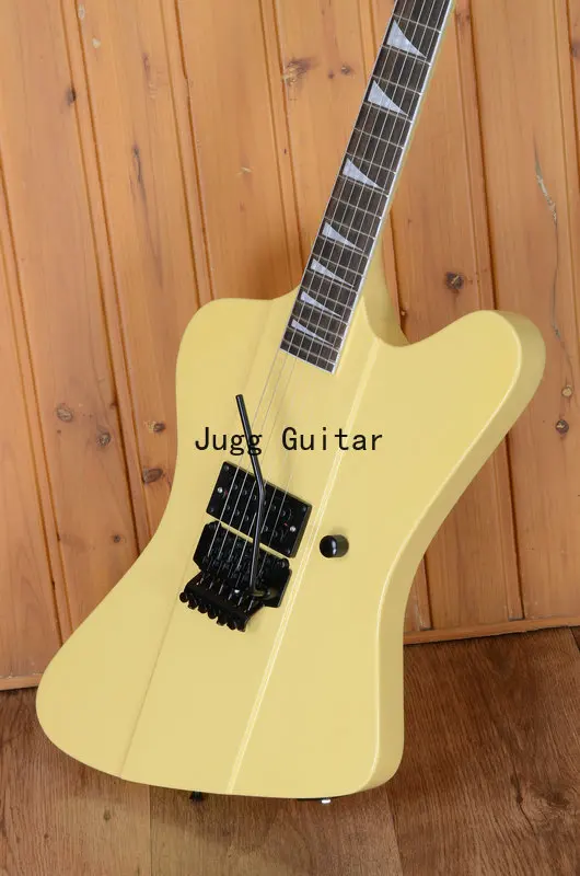 

Custom Jack Robbin Crosby Fire Cream White Electic Guitar Floyd Rose Tremolo & Locking Nut, Black Hardware, Pearl Sharkfin Inlay