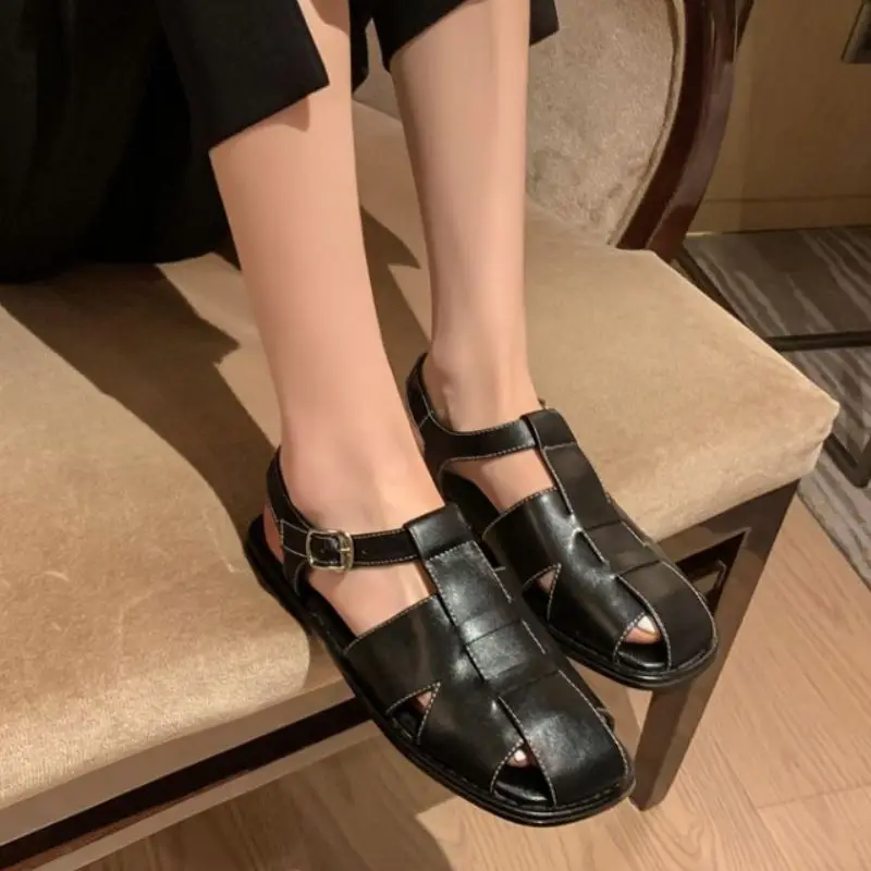

Tuyoki Size 33-40 Women Summer Shoes Real Leather Buckle Flat Heel Sandals For Women Fashion Casual Women Daily Vacation Shoes