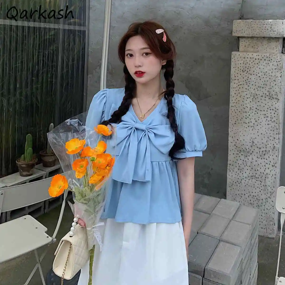 

Блузка женская с пышными рукавами, модная Милая шикарная рубашка в Корейском стиле ретро, с V-образным вырезом, в стиле ретро, для отдыха, пут...