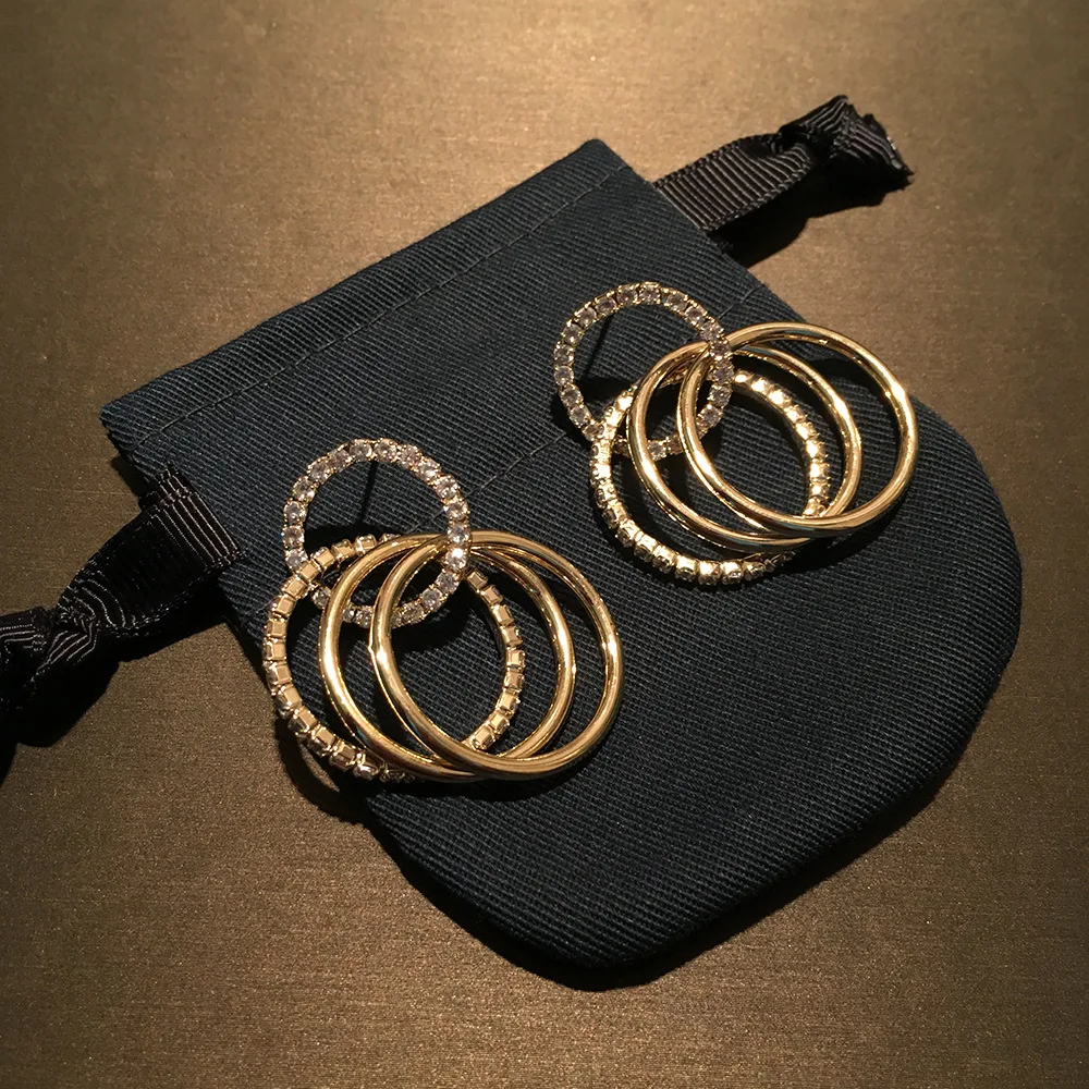 

Multi-layer circle collar geometric circle micro-inlaid zircon earrings