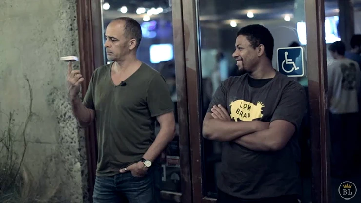 Революционный трюк и инструкции Грег Уилсон магический сценическая магия