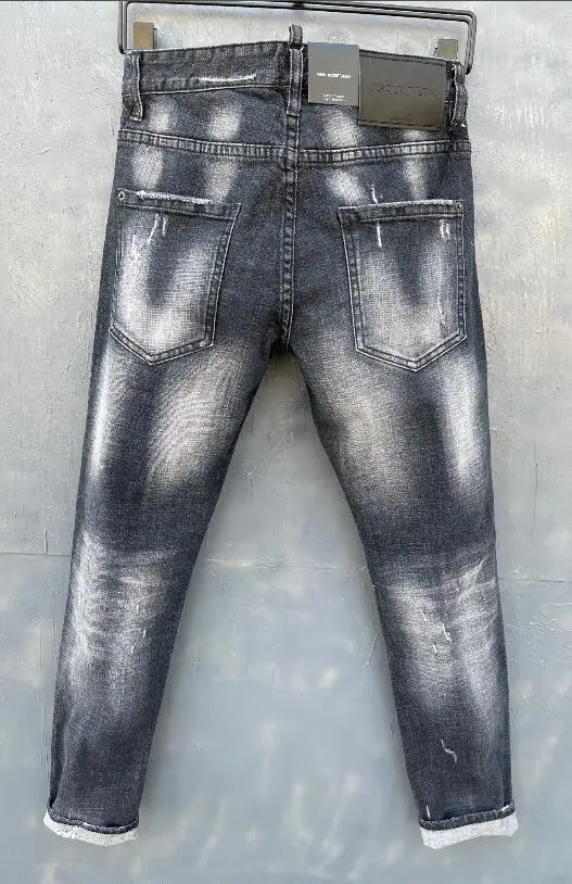 2021 men clothing  classic,Authentic DSQUARED2,Retro,Italian brand ,Women/Men Jeans,locomotive,Jogging jeans,DSQ053