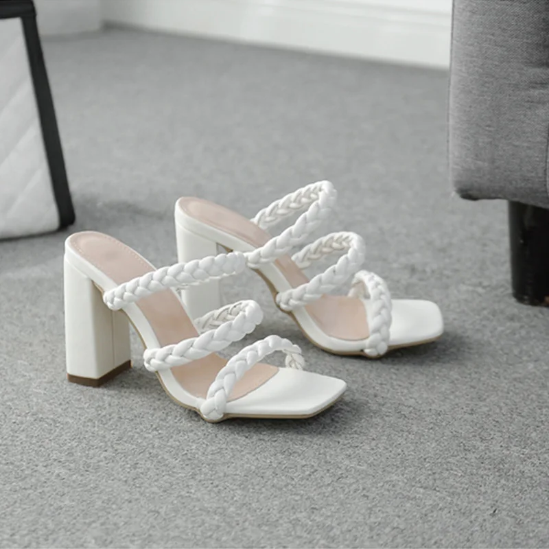 

2021 Women Pumps Summer Slippers Strap Square Heel Fashion Shoes Female Weave High Heels Slides Ladies Sandals Woman Pumps