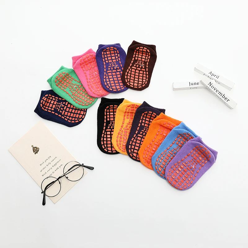 Носки Yeamolly женские для занятий спортом в помещении ПВХ резиновые