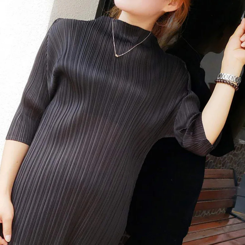 

Pleated cropped sleeve t-shirt autumn and winter plus size women's European and American temperament commuter horizontal pleated